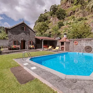 casa-da-pedra.madeira-islandshotels.com/