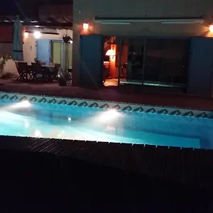  Quarto em Acomodações Particulares Beach, In A Villa,privat Pool